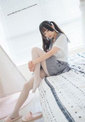 蜜桃免费一区二区三区_未删减完整版